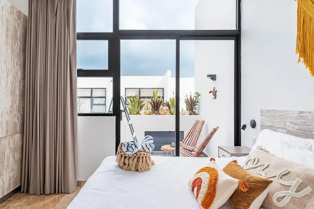 Top Location, Rooftop Pool And Gym With Jungle View, Elle Tulum Apartment 0*,  Mexico
